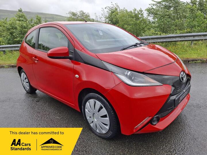 Toyota AYGO 1.0 VVT-i X-play Euro 5 3dr Euro 5