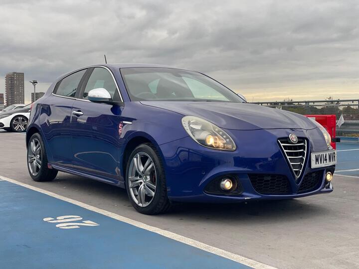 Alfa Romeo Giulietta 1.4 TB MultiAir Exclusive Euro 6 (s/s) 5dr Alfa Romeo Giulietta 1.4 TB MultiAir Exclusive Euro 6 (s/s) 5dr