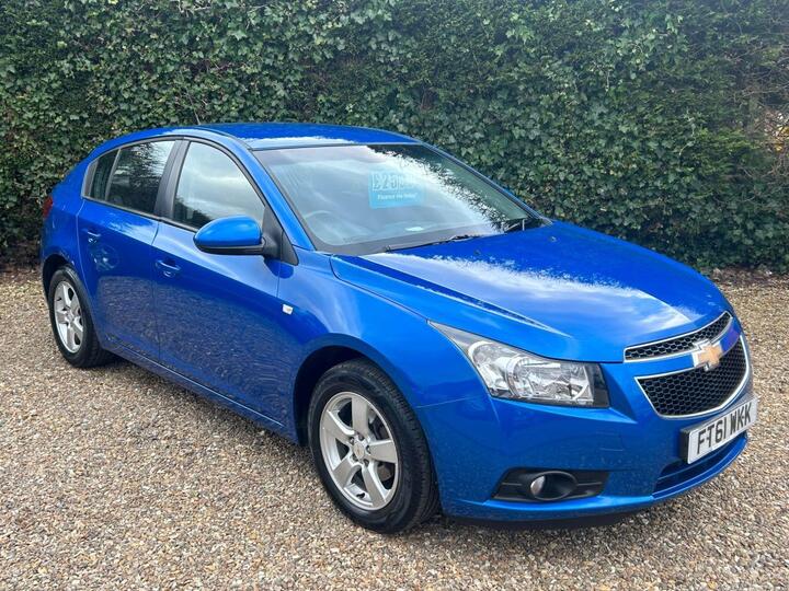 Chevrolet CRUZE 1.6 LT Euro 5 5dr
