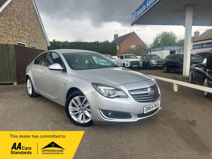 Vauxhall INSIGNIA 1.8 16V SRi Euro 5 5dr Vauxhall INSIGNIA 1.8 16V SRi Euro 5 5dr