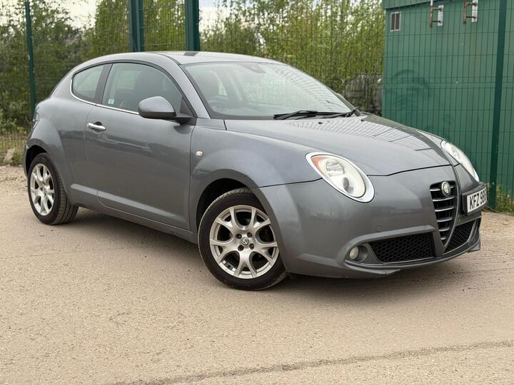 Alfa Romeo MiTo 1.4 16V Lusso Euro 5 3dr Alfa Romeo MiTo 1.4 16V Lusso Euro 5 3dr