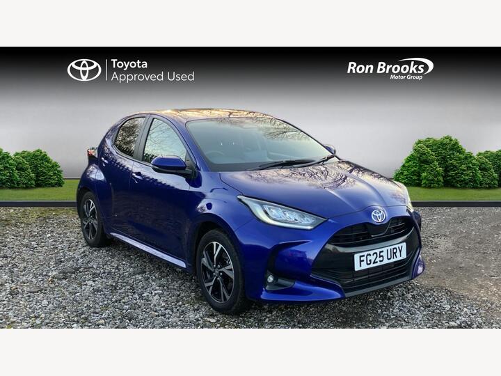 Toyota Yaris 1.5 VVT-h Design E-CVT Euro 6 (s/s) 5dr