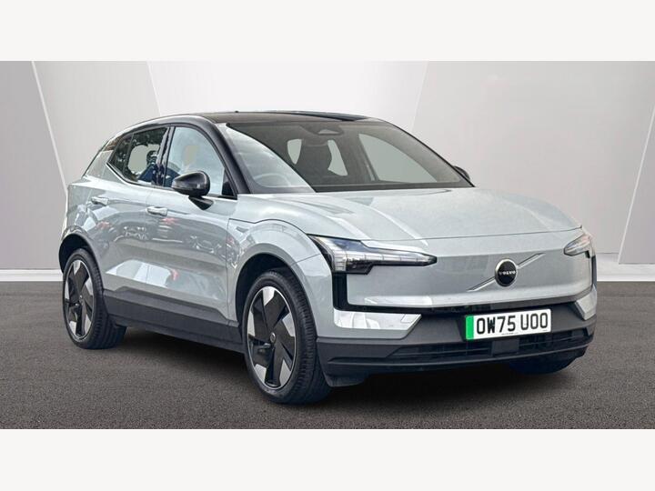 Volvo EX30 Twin Performance 69kWh Plus Auto AWD 5dr
