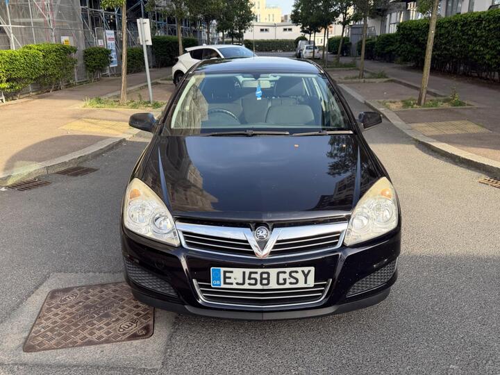 Vauxhall Astra 1.6i 16v Club 5dr