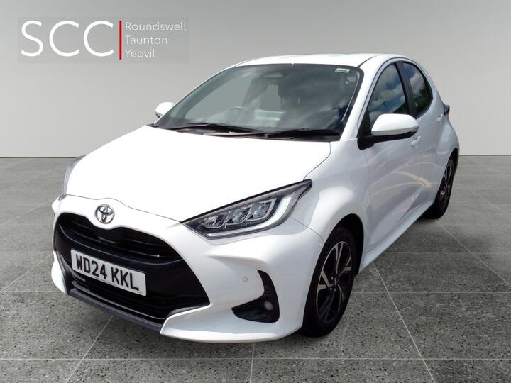 Toyota Yaris 1.5 VVT-h Design E-CVT Euro 6 (s/s) 5dr