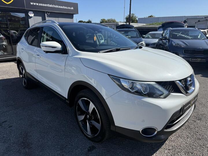 Nissan QASHQAI 1.6 DCi N-Connecta 2WD Euro 6 (s/s) 5dr