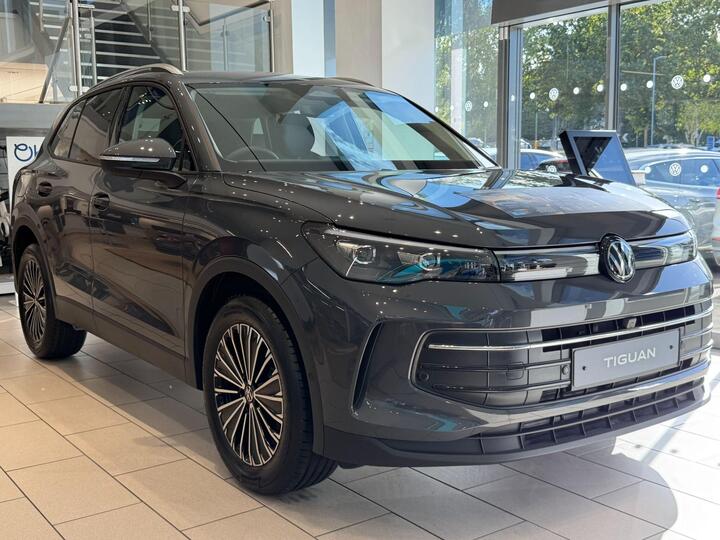 Volkswagen Tiguan 1.5 ETSI MHEV Match DSG Euro 6 (s/s) 5dr