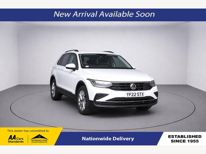 Volkswagen TIGUAN 1.5 TSI Life Euro 6 (s/s) 5dr Volkswagen TIGUAN 1.5 TSI Life Euro 6 (s/s) 5dr
