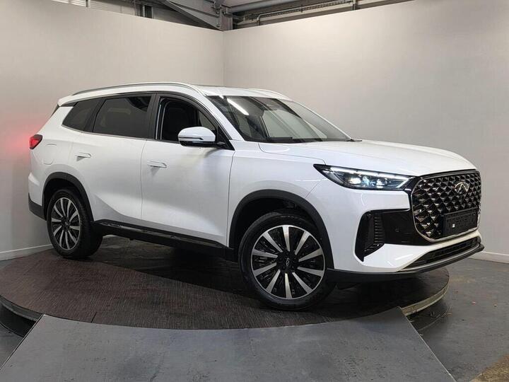 Chery Tiggo 8 1.5T 18.4kWh Summit DHT1 Euro 6 (s/s) 5dr