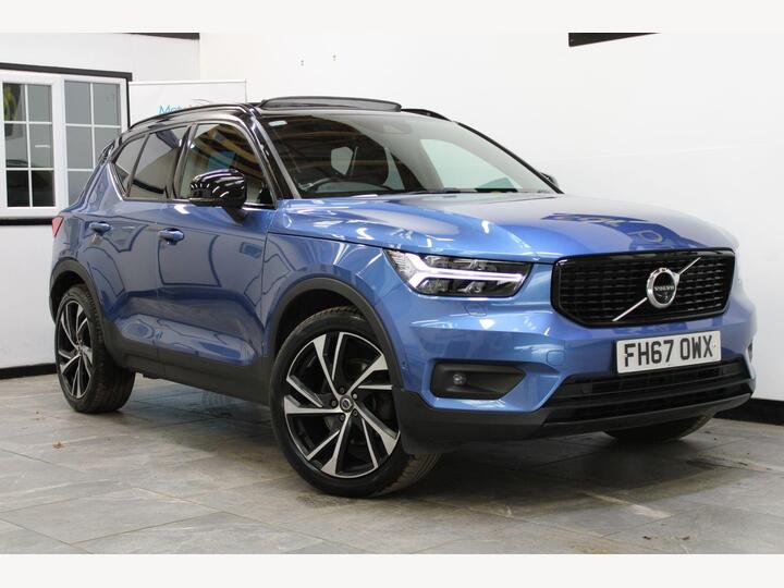 Volvo XC40 2.0 D4 First Edition Auto AWD Euro 6 (s/s) 5dr