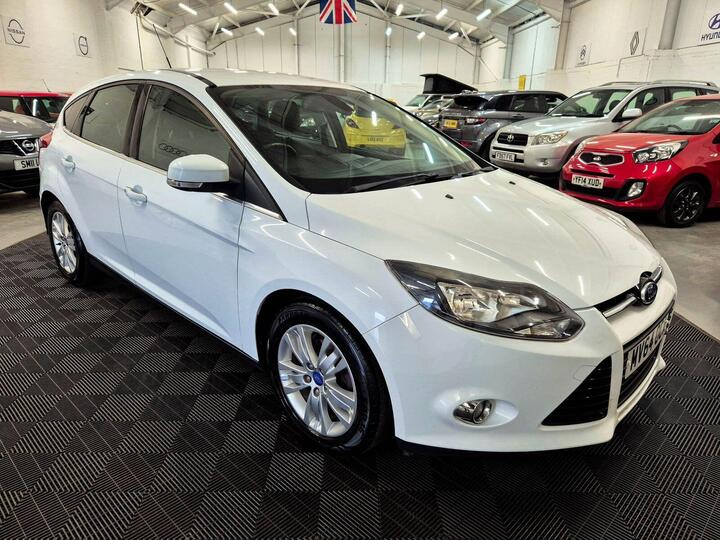 Ford Focus 1.6 TDCi Titanium Navigator Euro 5 (s/s) 5dr