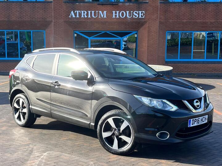 Nissan Qashqai 1.5 DCi N-Connecta 2WD Euro 6 (s/s) 5dr Nissan Qashqai 1.5 DCi N-Connecta 2WD Euro 6 (s/s) 5dr