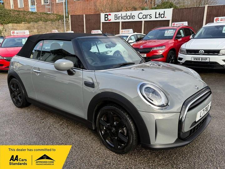 MINI CONVERTIBLE 1.5 Cooper Classic Steptronic Euro 6 (s/s) 2dr