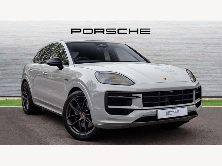 Porsche Cayenne 3.0 V6 E-Hybrid 25.9kWh Black Edition TiptronicS 4WD Euro 6 (s/s) 5dr