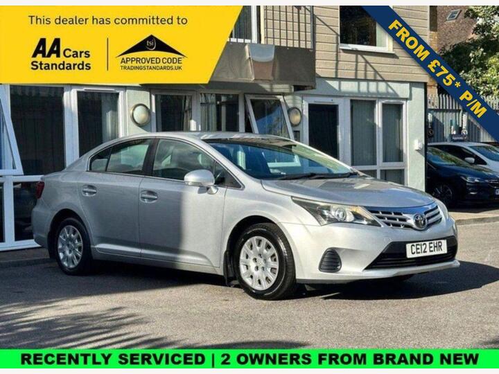 Toyota AVENSIS 1.8 V-Matic T2 Euro 5 4dr Toyota AVENSIS 1.8 V-Matic T2 Euro 5 4dr
