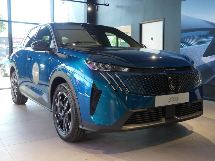 Peugeot 3008 1.2 GT E-DSC6 Euro 6 (s/s) 5dr