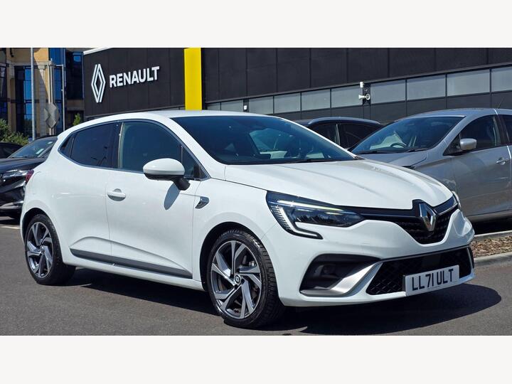 Renault CLIO 1.6 E-TECH RS Line Auto Euro 6 (s/s) 5dr Renault CLIO 1.6 E-TECH RS Line Auto Euro 6 (s/s) 5dr