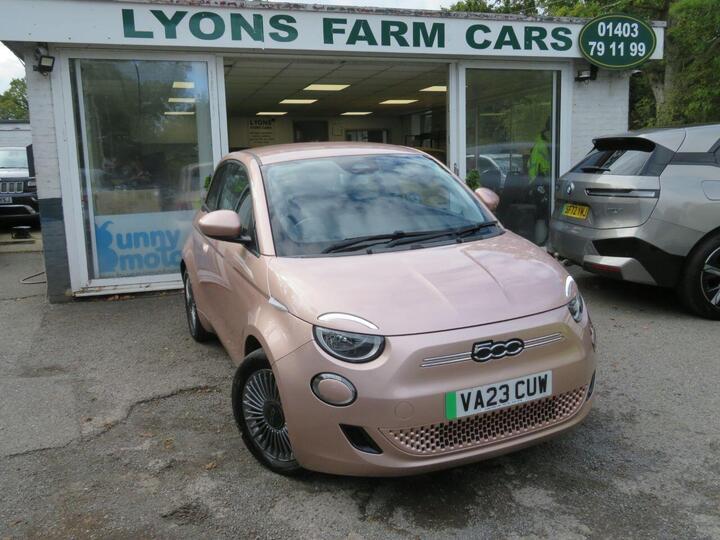 Fiat 500E 42kWh Icon Auto 3dr