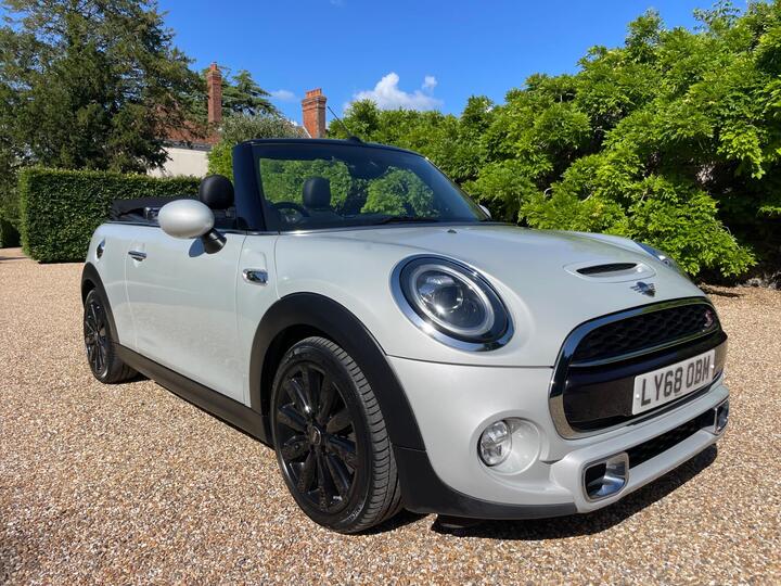 MINI Convertible 2.0 Cooper S Exclusive Steptronic Euro 6 (s/s) 2dr