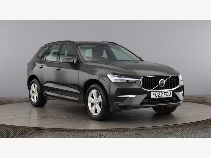Volvo XC60 2.0 B5 MHEV Momentum Auto Euro 6 (s/s) 5dr