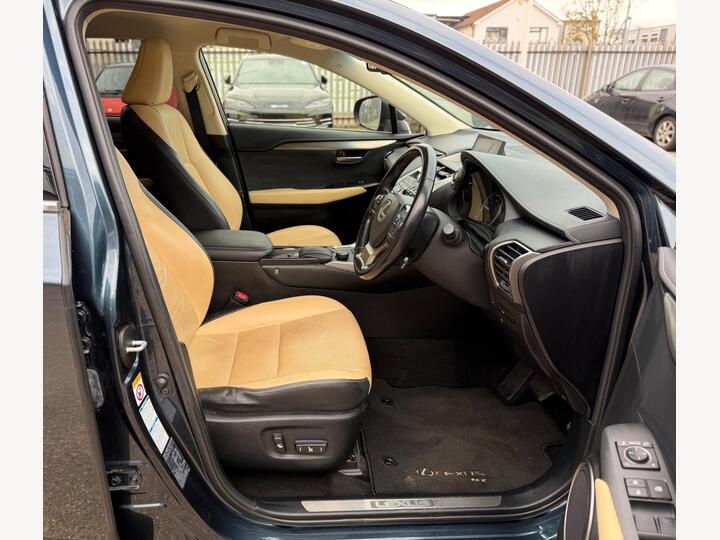 Lexus NX 2.5 300h Luxury E-CVT 4WD Euro 6 (s/s) 5dr