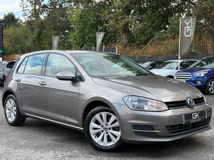 Volkswagen Golf 1.6 TDI BlueMotion Tech SE Euro 5 (s/s) 5dr