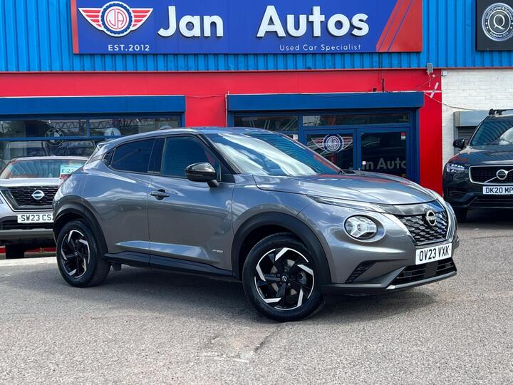 Nissan Juke 1.6 N-Connecta Auto Euro 6 5dr