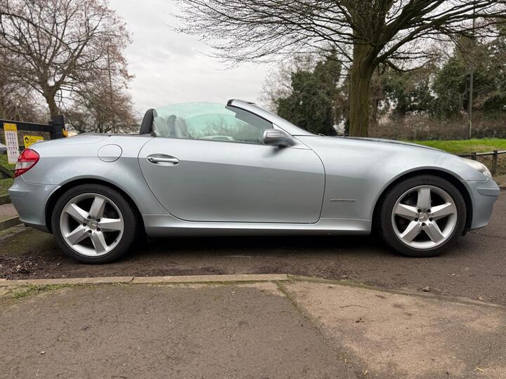 Mercedes-Benz SLK 1.8 SLK200 Kompressor 2dr Mercedes-Benz SLK 1.8 SLK200 Kompressor 2dr
