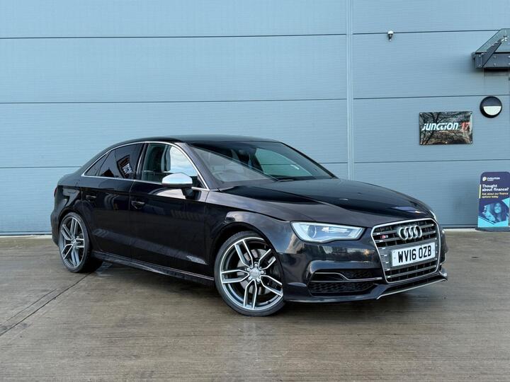 Audi S3 2.0 TFSI S Tronic Quattro Euro 6 (s/s) 4dr (Nav)