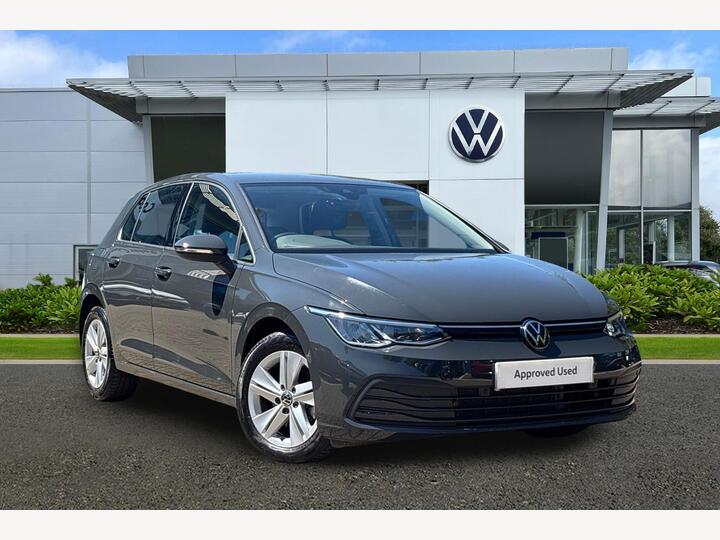 Volkswagen Golf 1.5 ETSI MHEV Life DSG Euro 6 (s/s) 5dr