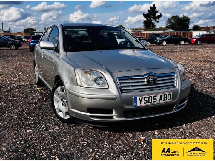 Toyota Avensis 1.8 VVT-i Colour Collection 5dr