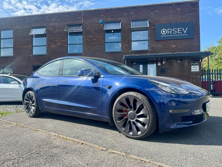 Tesla Model 3 (Dual Motor) Performance Auto 4WDE 4dr (Performance Upgrade)