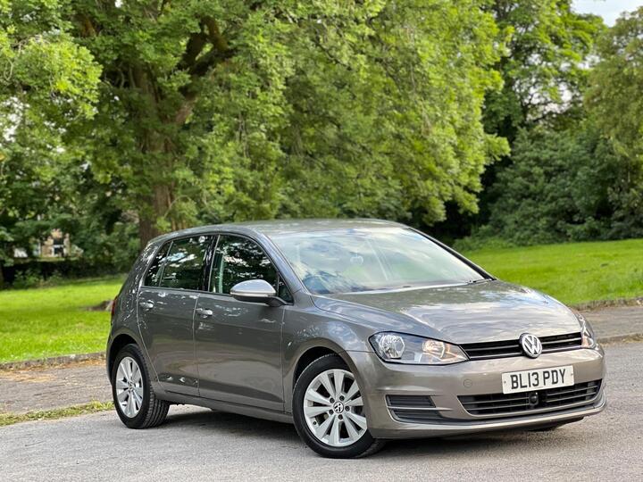 Volkswagen Golf 1.6 TDI BlueMotion Tech SE DSG Euro 5 (s/s) 5dr