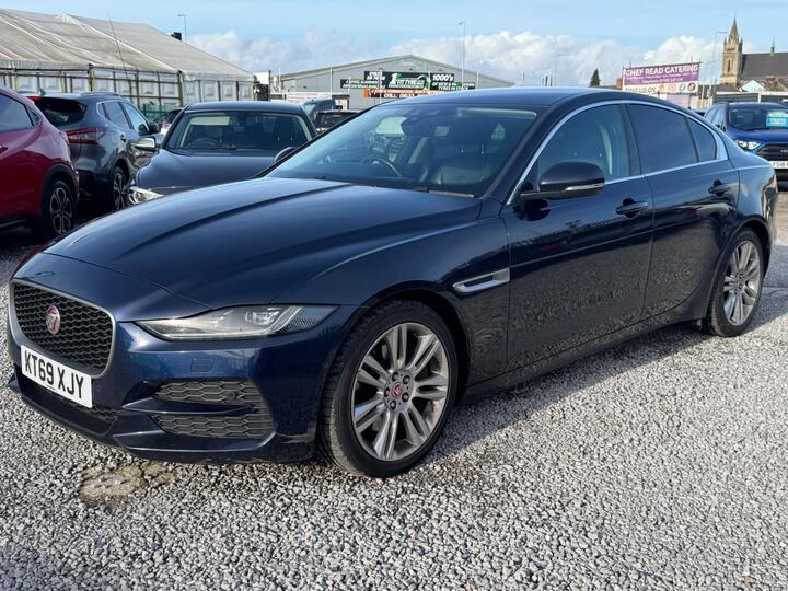 Jaguar XE 2.0 D180 SE Auto Euro 6 (s/s) 4dr