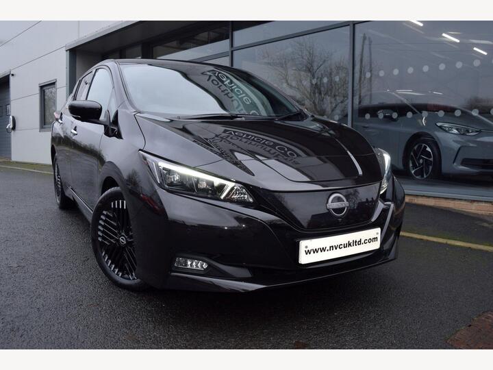 Nissan Leaf 39kWh Tekna Auto 5dr
