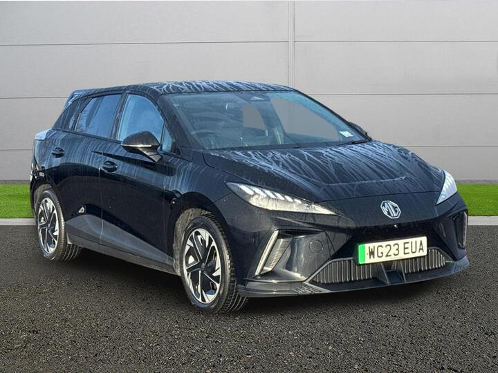 MG MG4 64kWh Trophy Long Range Auto 5dr