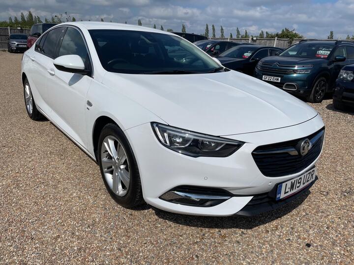 Vauxhall Insignia 1.5i Turbo GPF SRi Grand Sport Euro 6 (s/s) 5dr Vauxhall Insignia 1.5i Turbo GPF SRi Grand Sport Euro 6 (s/s) 5dr