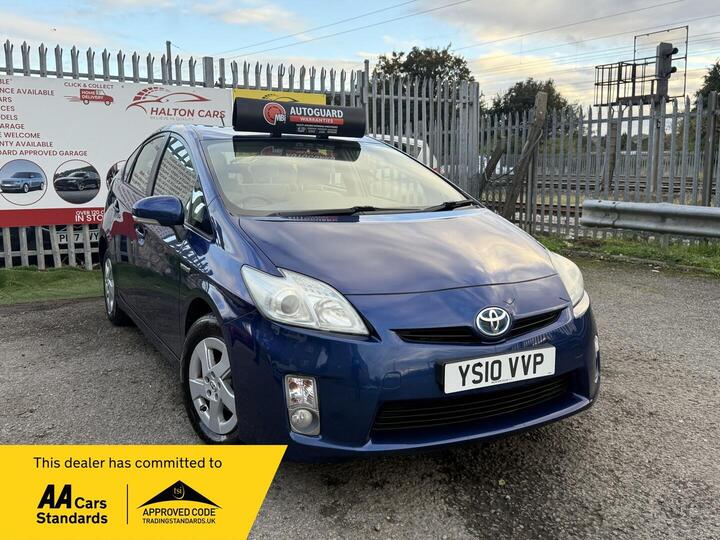 Toyota Prius 1.8 VVT-h T3 CVT Euro 5 (s/s) 5dr Toyota Prius 1.8 VVT-h T3 CVT Euro 5 (s/s) 5dr