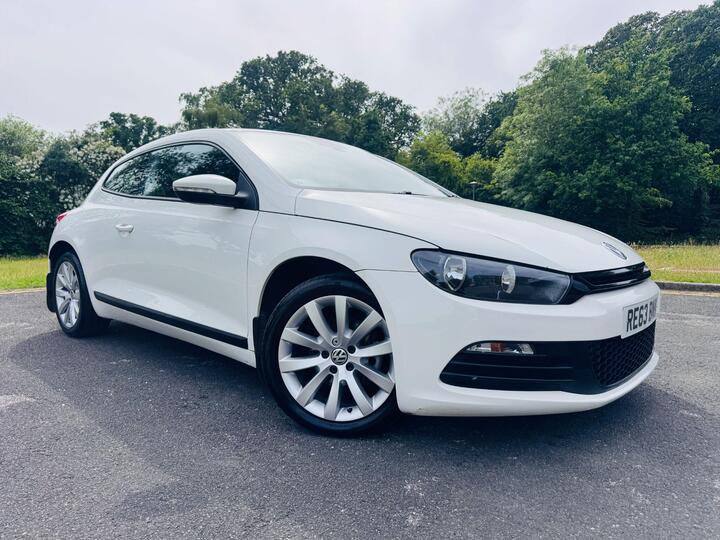 Volkswagen Scirocco 2.0 TDI BlueMotion Tech Euro 5 (s/s) 3dr (Nav)