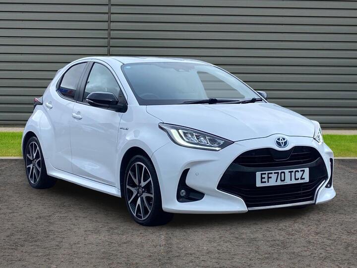 Toyota Yaris 1.5 VVT-h Dynamic E-CVT Euro 6 (s/s) 5dr