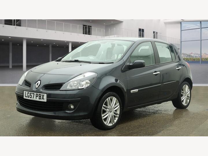 Renault Clio 1.6 VVT Initiale 5dr