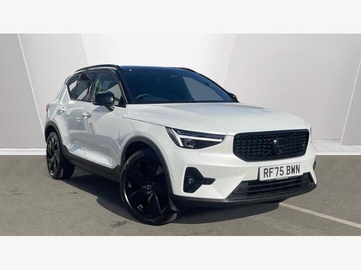 Volvo XC40 2.0 B4 MHEV Ultra Black Edition DCT Auto Euro 6 (s/s) 5dr