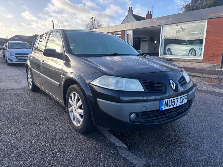 Renault Megane 1.6 VVT Dynamique 5dr