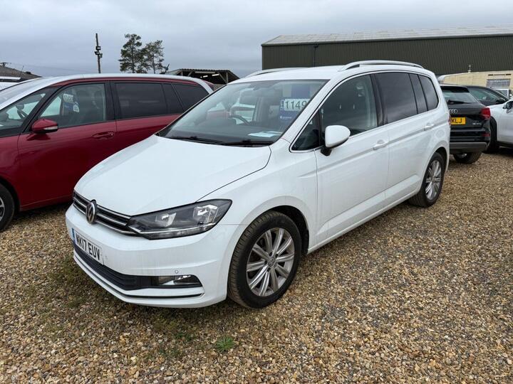 Volkswagen TOURAN 1.4 TSI BlueMotion Tech SEL Euro 6 (s/s) 5dr Volkswagen TOURAN 1.4 TSI BlueMotion Tech SEL Euro 6 (s/s) 5dr