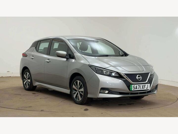 Nissan Leaf 40kWh Acenta Auto 5dr Nissan Leaf 40kWh Acenta Auto 5dr