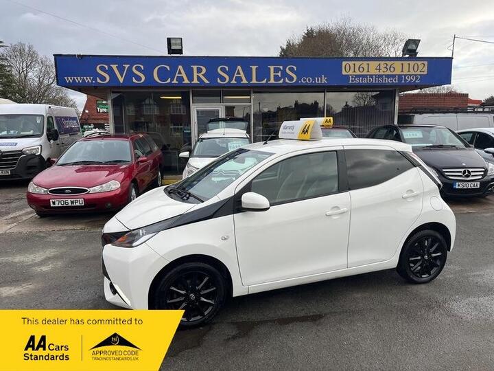 Toyota AYGO 1.0 VVT-i X-style Euro 6 5dr Toyota AYGO 1.0 VVT-i X-style Euro 6 5dr