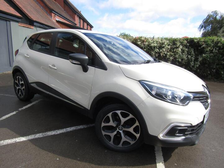 Renault Captur 1.5 DCi ENERGY Dynamique Nav Euro 6 (s/s) 5dr