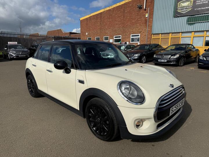 MINI Hatch 1.5 Cooper D Euro 6 (s/s) 5dr