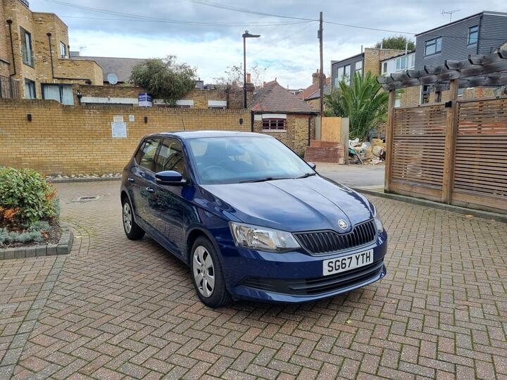 Skoda Fabia 1.0 S Euro 6 (s/s) 5dr Skoda Fabia 1.0 S Euro 6 (s/s) 5dr