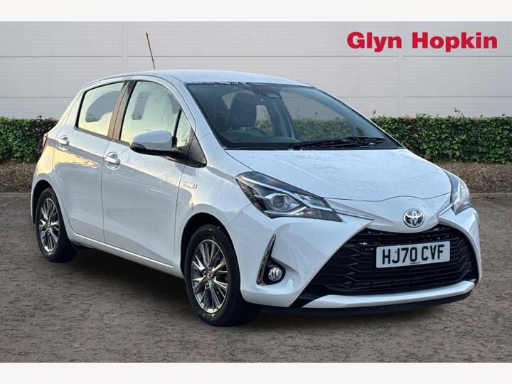 Toyota Yaris 1.5 VVT-h Icon E-CVT Euro 6 (s/s) 5dr Toyota Yaris 1.5 VVT-h Icon E-CVT Euro 6 (s/s) 5dr